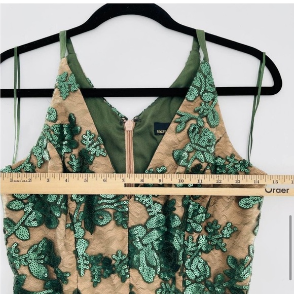 Dress the Population Dress Size XSmall Blair Embellished Sequin Fit Flare Midi - Picture 11 of 11